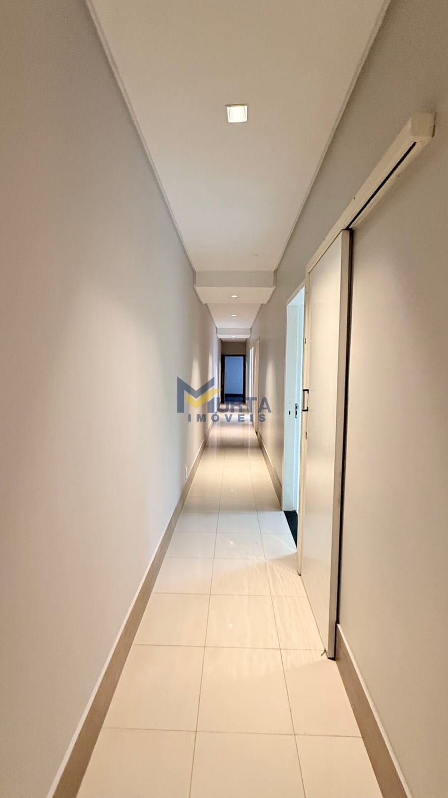 Prédio Comercial no Centro, foto 7 de 10
