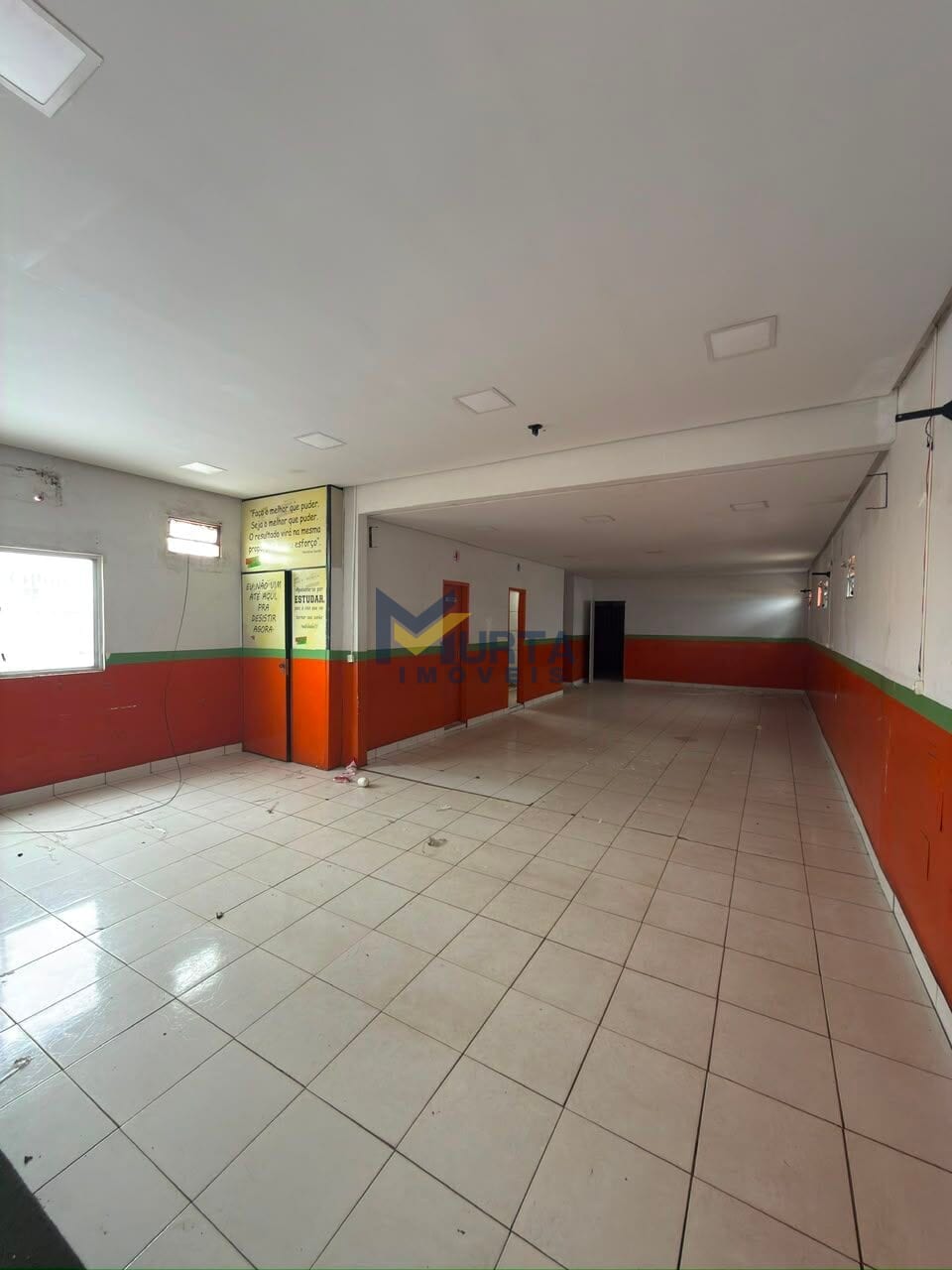 Sala Comercial no Centro